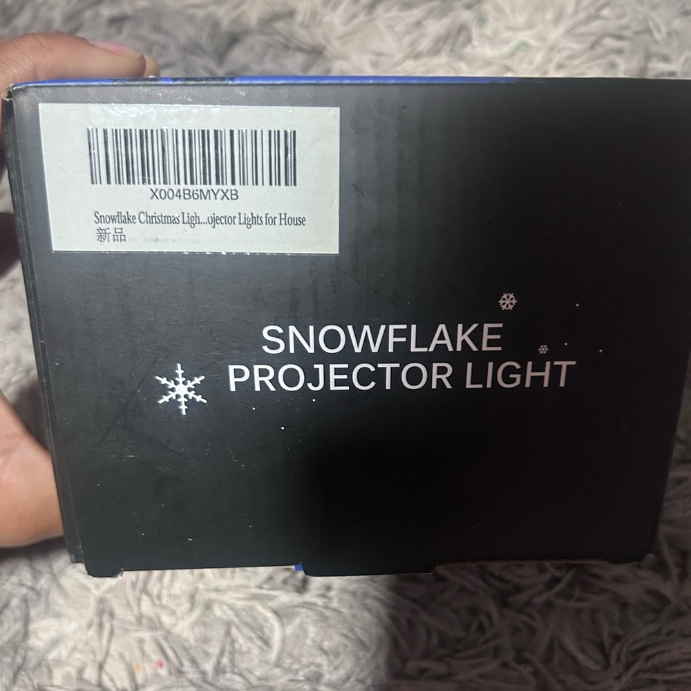 Snowflake Projector Light - Picture 2 of 3